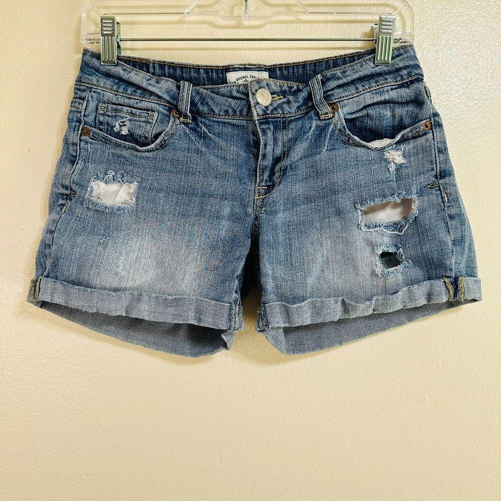Aeropostale Women's Low Rise Distressed Cuffed Jeans Shorts Size 1/2 BOHO